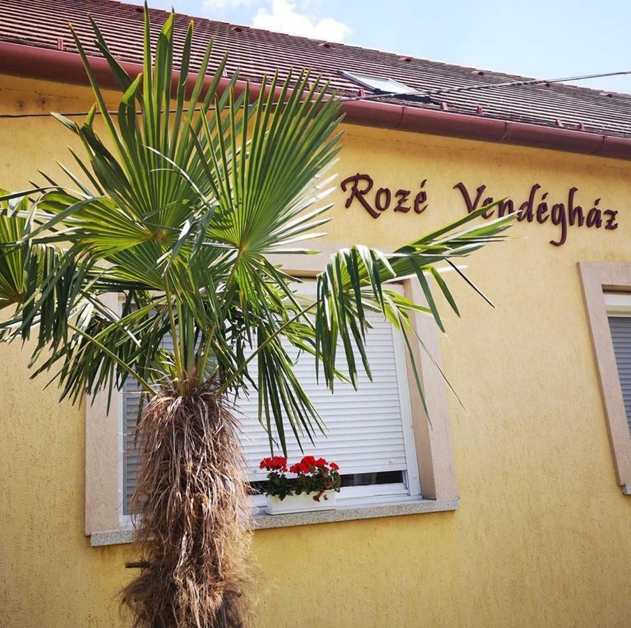 Rozé Vendégház Villány Exterior foto
